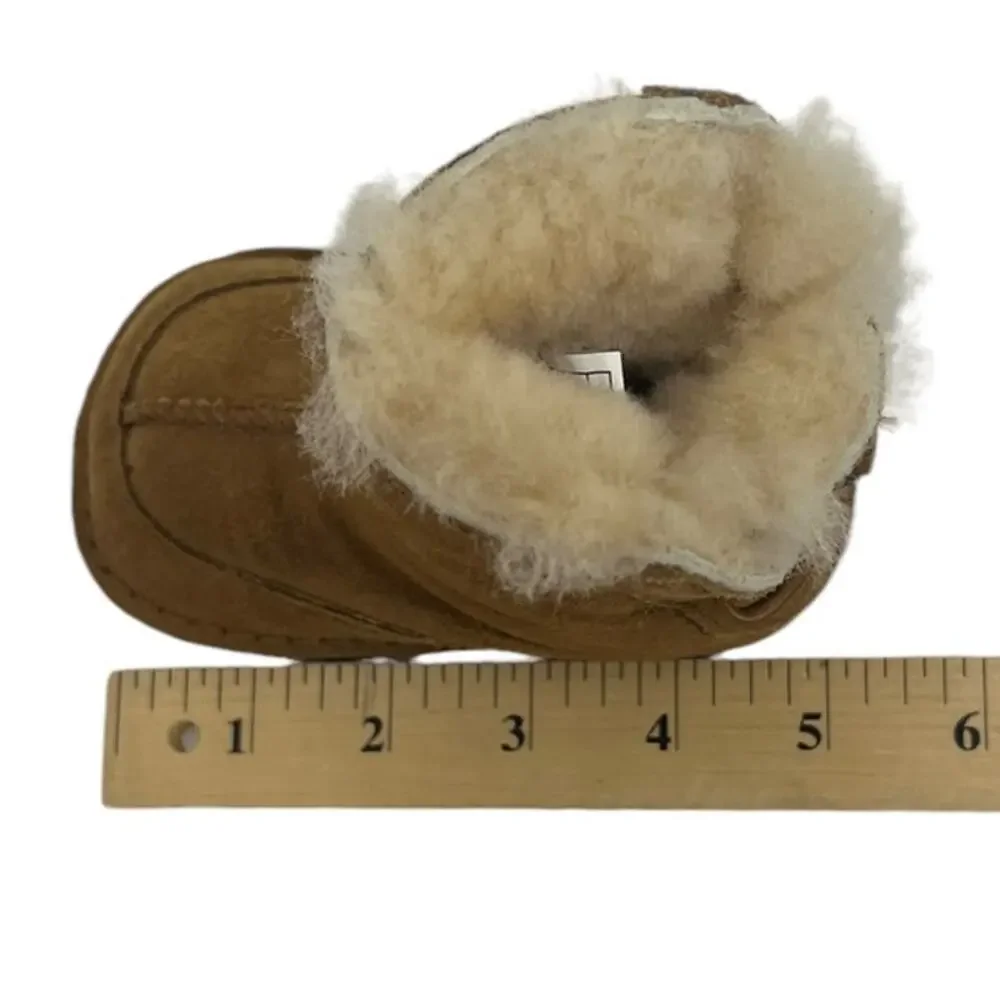 BABY UGG Sz Small Suede Cozy Winter Boo Boots 5206 Small
